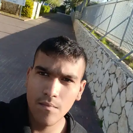 עידו, 21ראש העין 