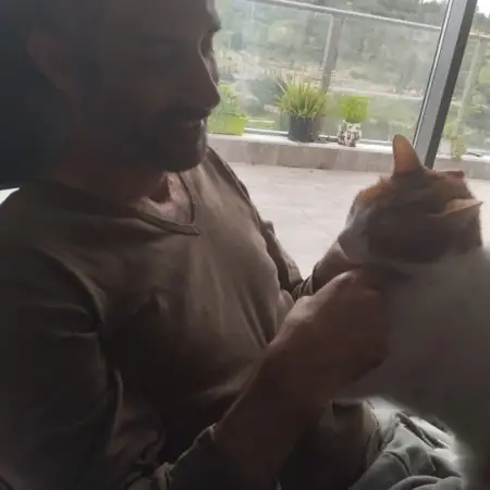 איתי, 49חדרה 