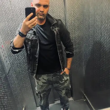 Stas, 37חיפה 