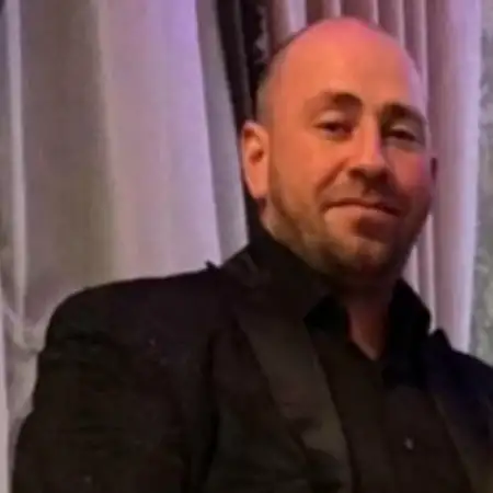 Aaron, 40ארה