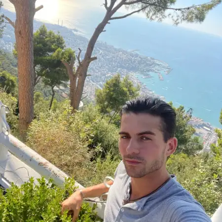 Sebastian, 28אוסטריה 
