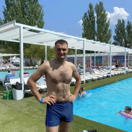 Konstantin, 36פתח תקווה 