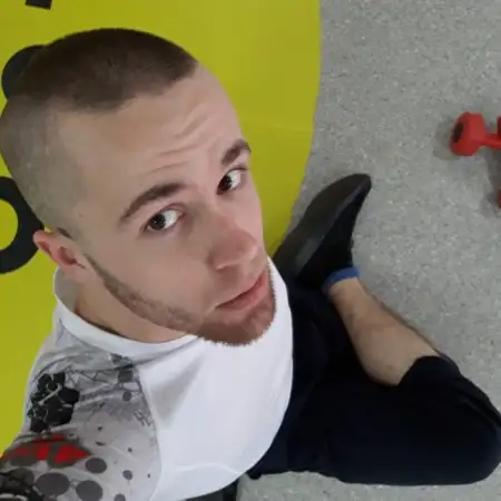 Niki, 26חולון 
