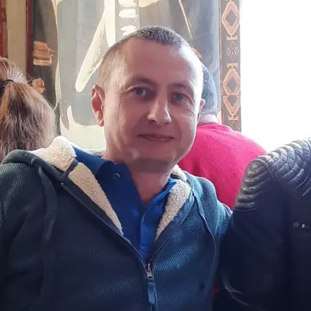 Aleksandr, 49רחובות 