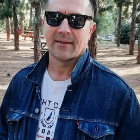Denis, 66תל אביב 