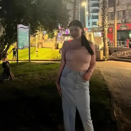 Elizav, 29לטביה 