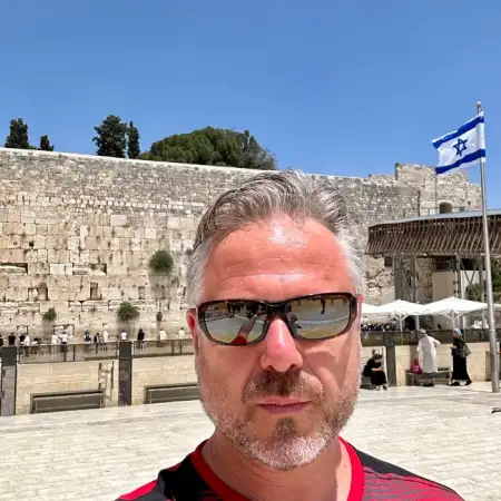 Igor, 50קנדה 