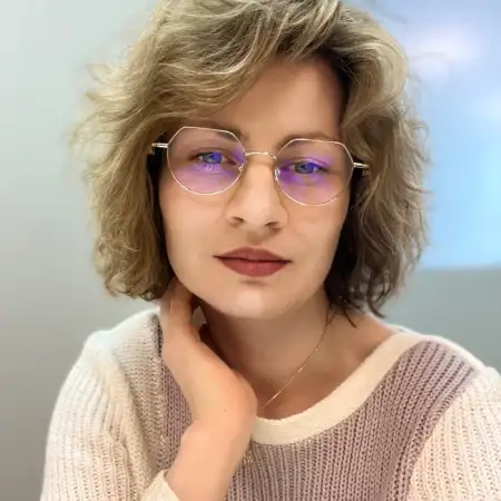 יוליה, 48רוסיה 