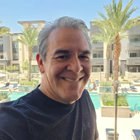 Glenn, 57ארה