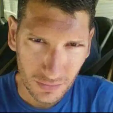Ethan, 49 אילת
