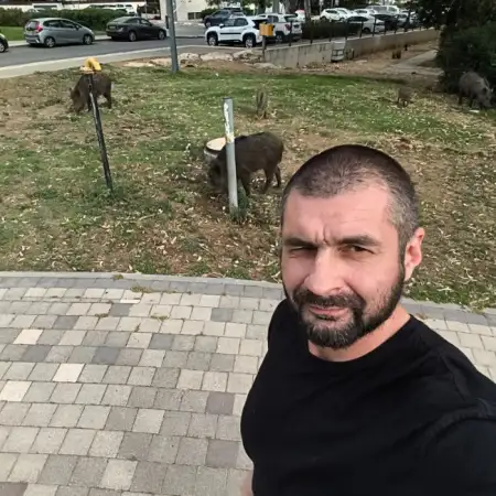 Yura, 43חיפה 