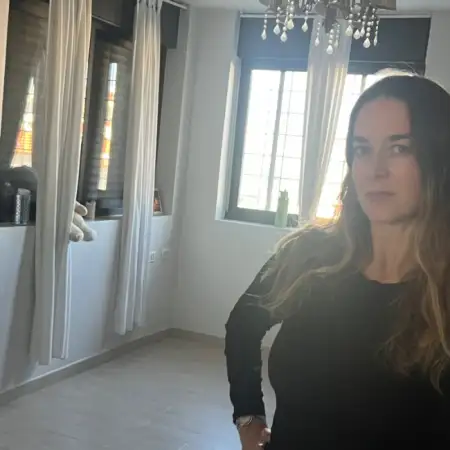 Sarah, 45בית שמש 