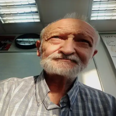Aleksandr, 71פתח תקווה 