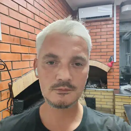 Mihail, 40רוסיה 
