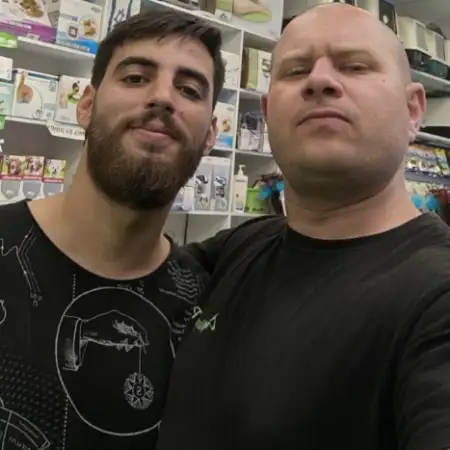 Kiril, 36ערד 
