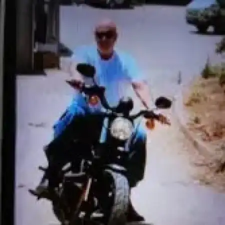 Yosi, 65תל אביב 