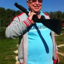 Ladislav, 75בת ים 