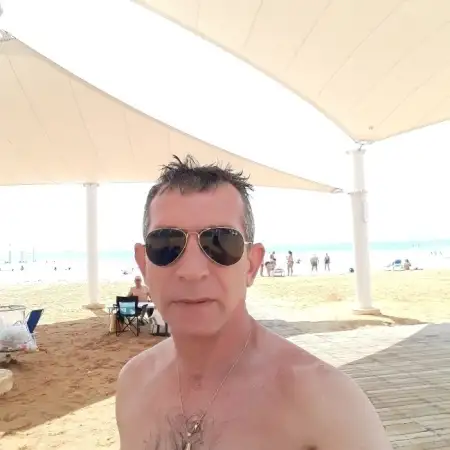 Aleksandr, 56בת ים 