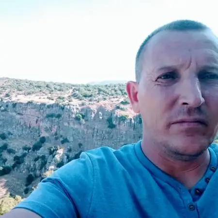 kosta, 50