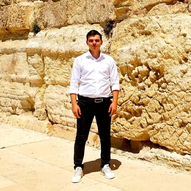 Mihail, 31