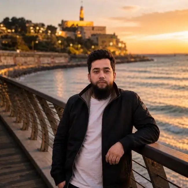 Javohirbek, 27