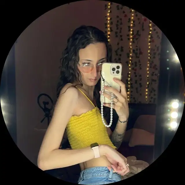 Dinna, 26
