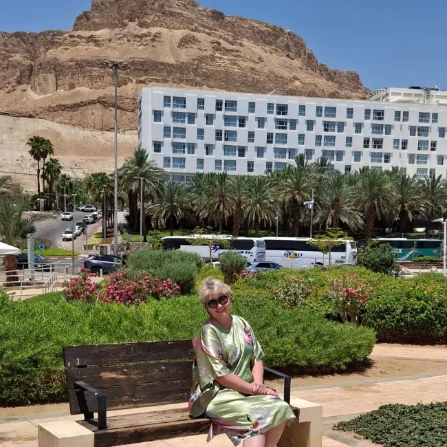 Liliana, 60