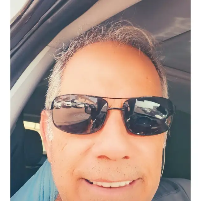 Eizik, 56