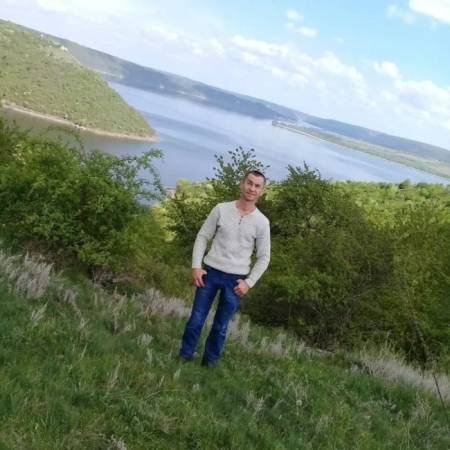 Mihail, 48  רמת גן  רוצה להכיר באתר הכרויות של רוסים  אשה