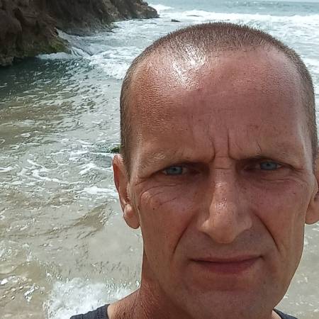 Edik,  בן  47  פתח תקווה  באתר הכרויות עם רוסיות רוצה למצוא   אשה 