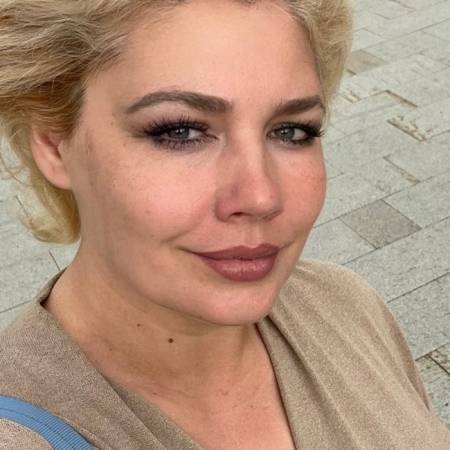 Helena, 46  רוּסִיָה,   באתר הכרויות עם רוסיות רוצה למצוא   גבר 